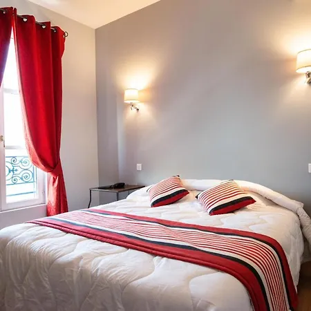 Logis De La Tour 3* Libourne