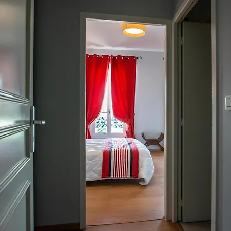 Logis De La Tour 3* Libourne