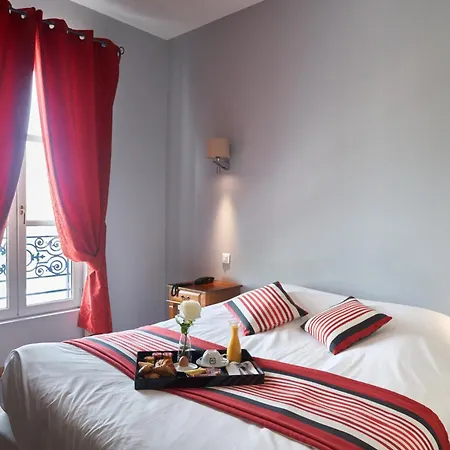 Logis De La Tour Hotel Libourne