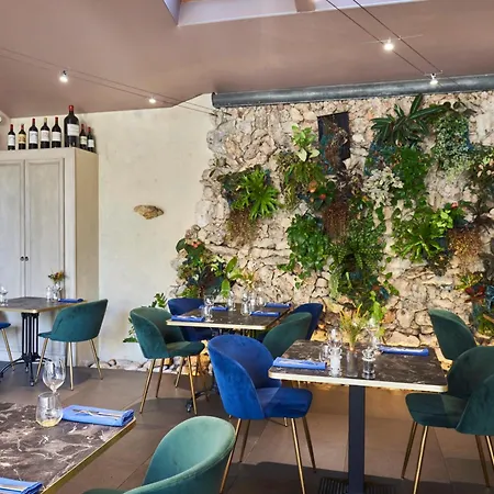 Logis De La Tour Libourne