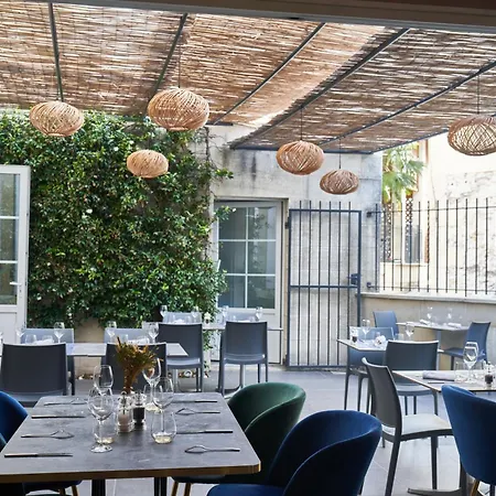 Logis De La Tour 3* Libourne
