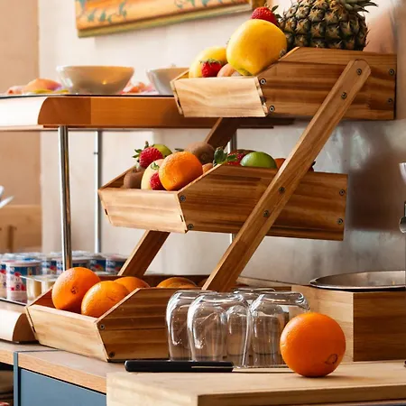 Logis De La Tour 3* Libourne