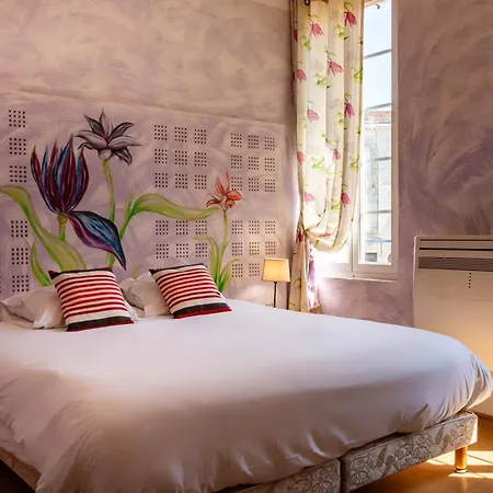 Logis De La Tour Libourne