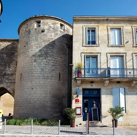 Hotel Logis De La Tour