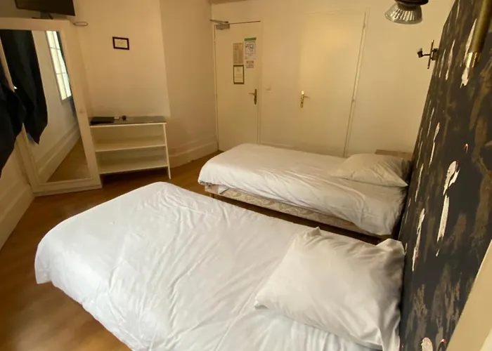 Logis De La Tour Libourne