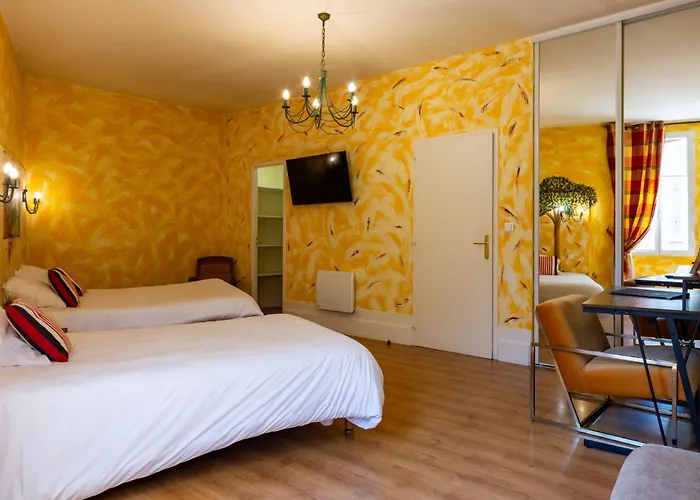 Logis De La Tour Libourne